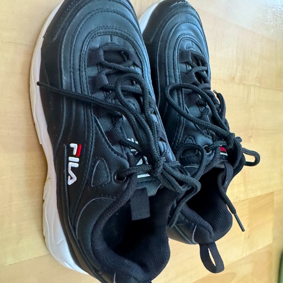 Athletic sneakers - Picture 3 of 3